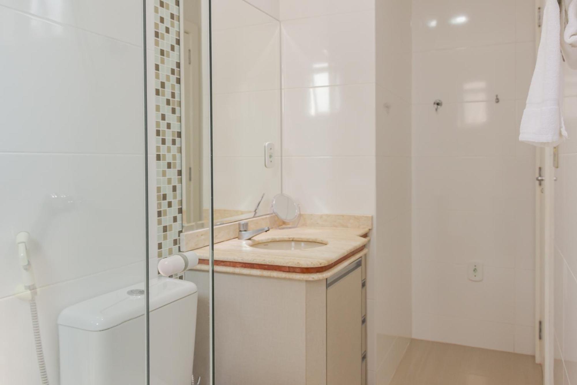 Apartment Apto 2 Quartos Na R. 2950, Wi-fi 150 Mega P1232 *