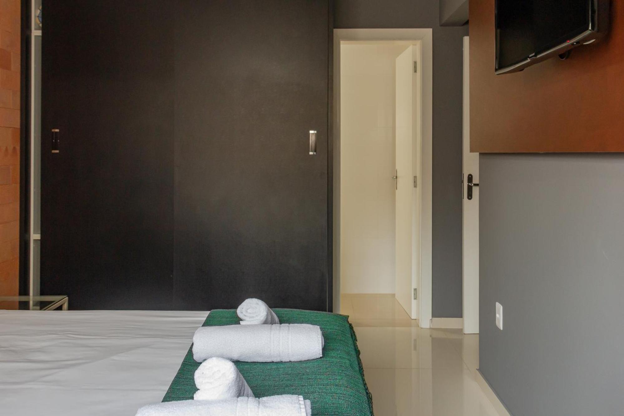 Apto 2 Quartos Na R. 2950, Wi-fi 150 Mega P1232 Apartment