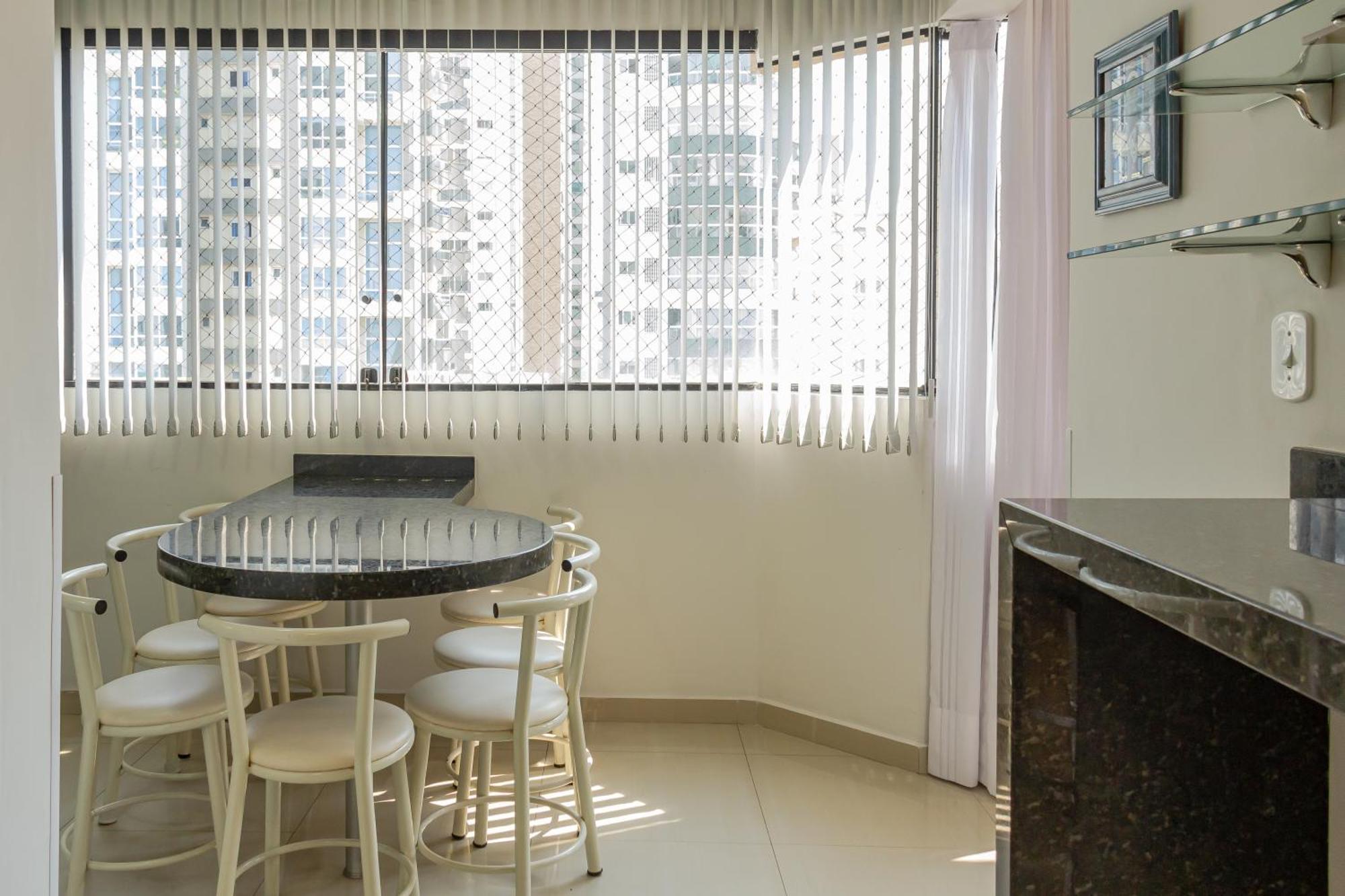 Apartment Apto 2 Quartos Na R. 2950, Wi-fi 150 Mega P1232 *