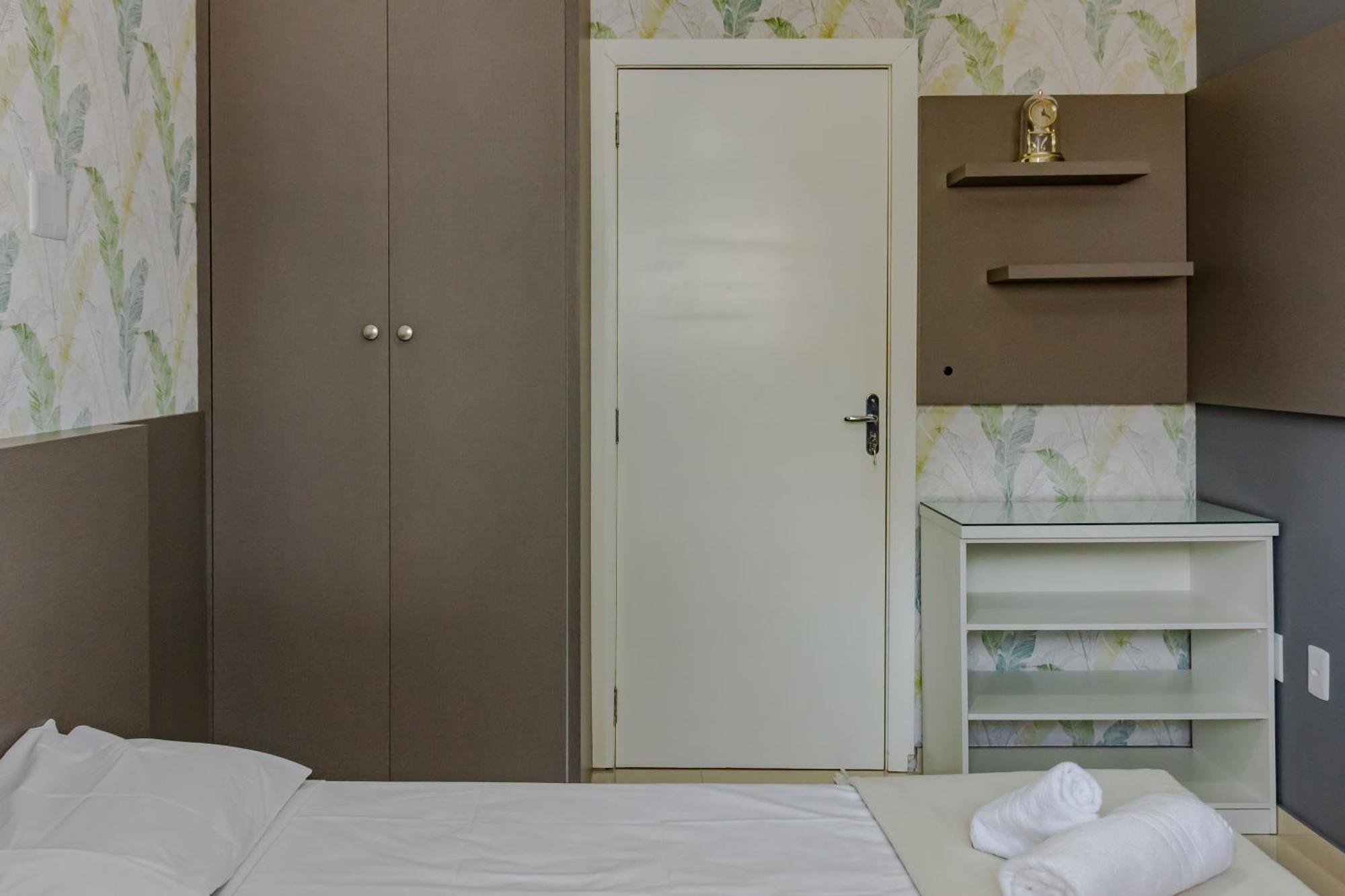 Apto 2 Quartos Na R. 2950, Wi-fi 150 Mega P1232 Balneario Camboriu