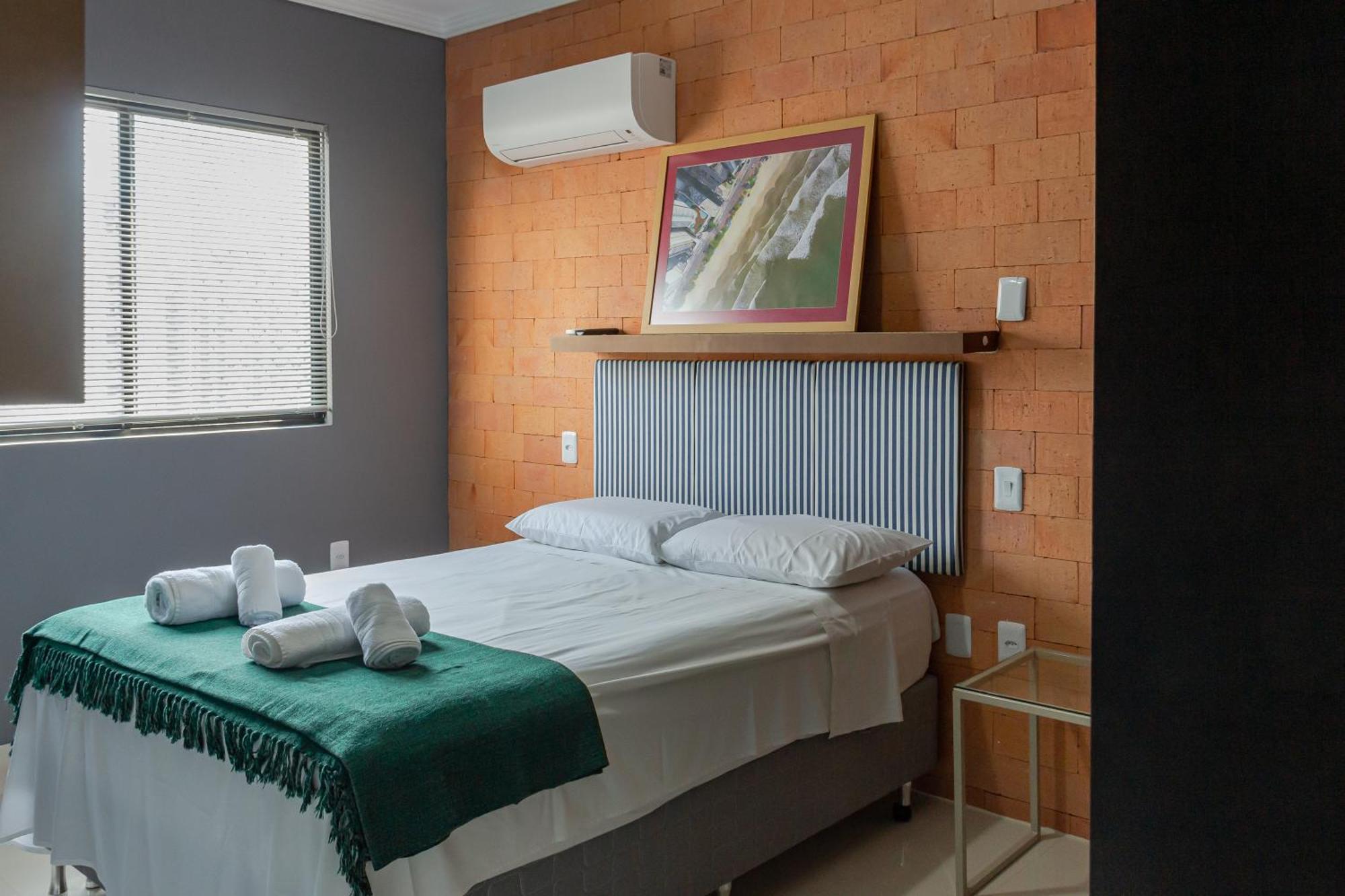 Apto 2 Quartos Na R. 2950, Wi-fi 150 Mega P1232 Balneario Camboriu