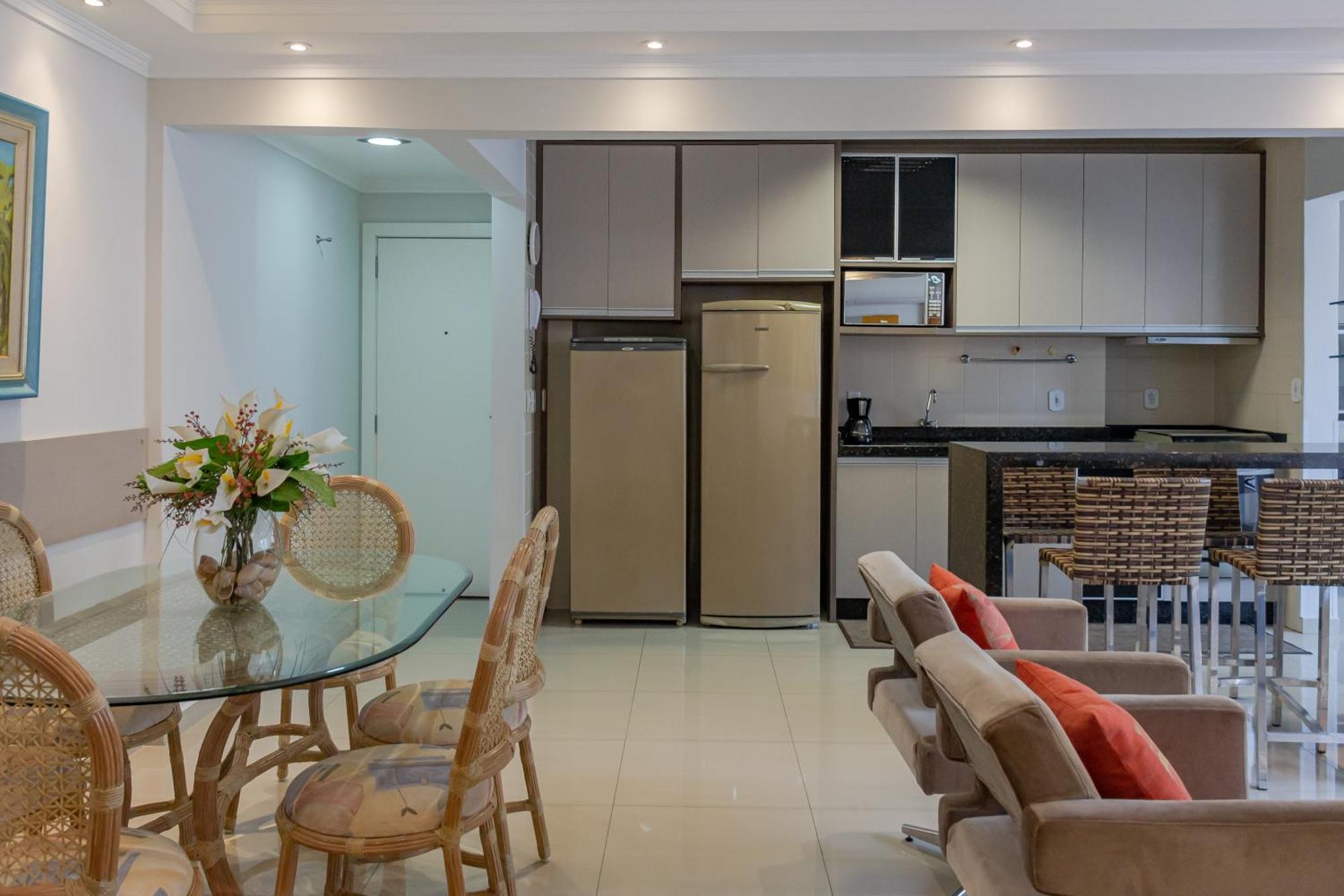 Apartamento Apto 2 Quartos Na R. 2950, Wi-fi 150 Mega P1232 Balneário Camboriú