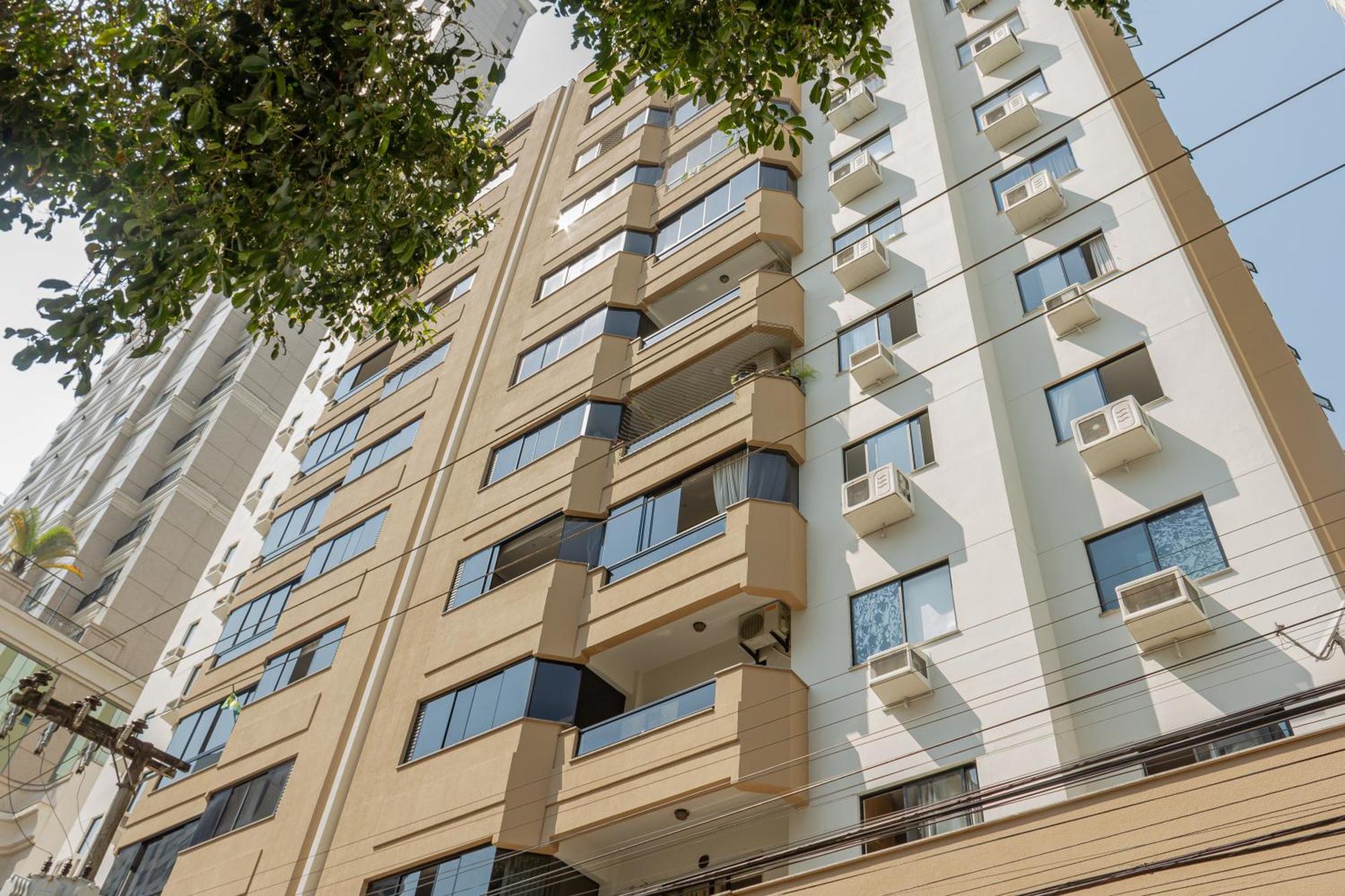 Apto 2 Quartos Na R. 2950, Wi-fi 150 Mega P1232 Apartamento